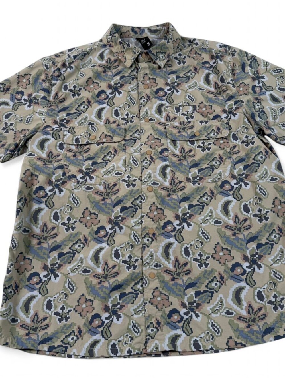 Mountain Hardwear Men's M Nylon Button Up Shirt Multicolor Camo